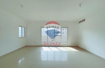 Apartment - 3 Bedrooms - 4 Bathrooms for sale in Tower 1 - Al Reef Downtown - Al Reef - Abu Dhabi