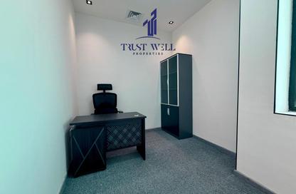 Office Space - Studio - 5 for rent in Dar Al Salam Building - Corniche Road - Abu Dhabi Office Space - Studio - 5 for rent in Dar Al Salam Building - Corniche Road - Abu Dhabi