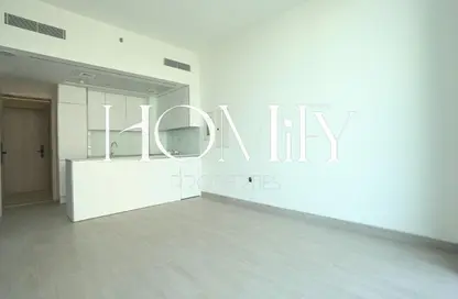 شقة - غرفة نوم - 2 حمامات للايجار في لوما بارك فيوز - منطقة 14 - قرية جميرا الدائرية - دبي