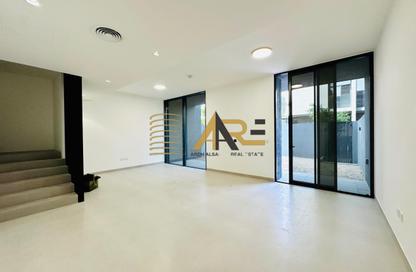 Townhouse - 4 - 5 for rent in Saro - Masaar - Tilal City - Sharjah