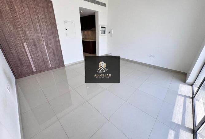100408504 - Property Image 3