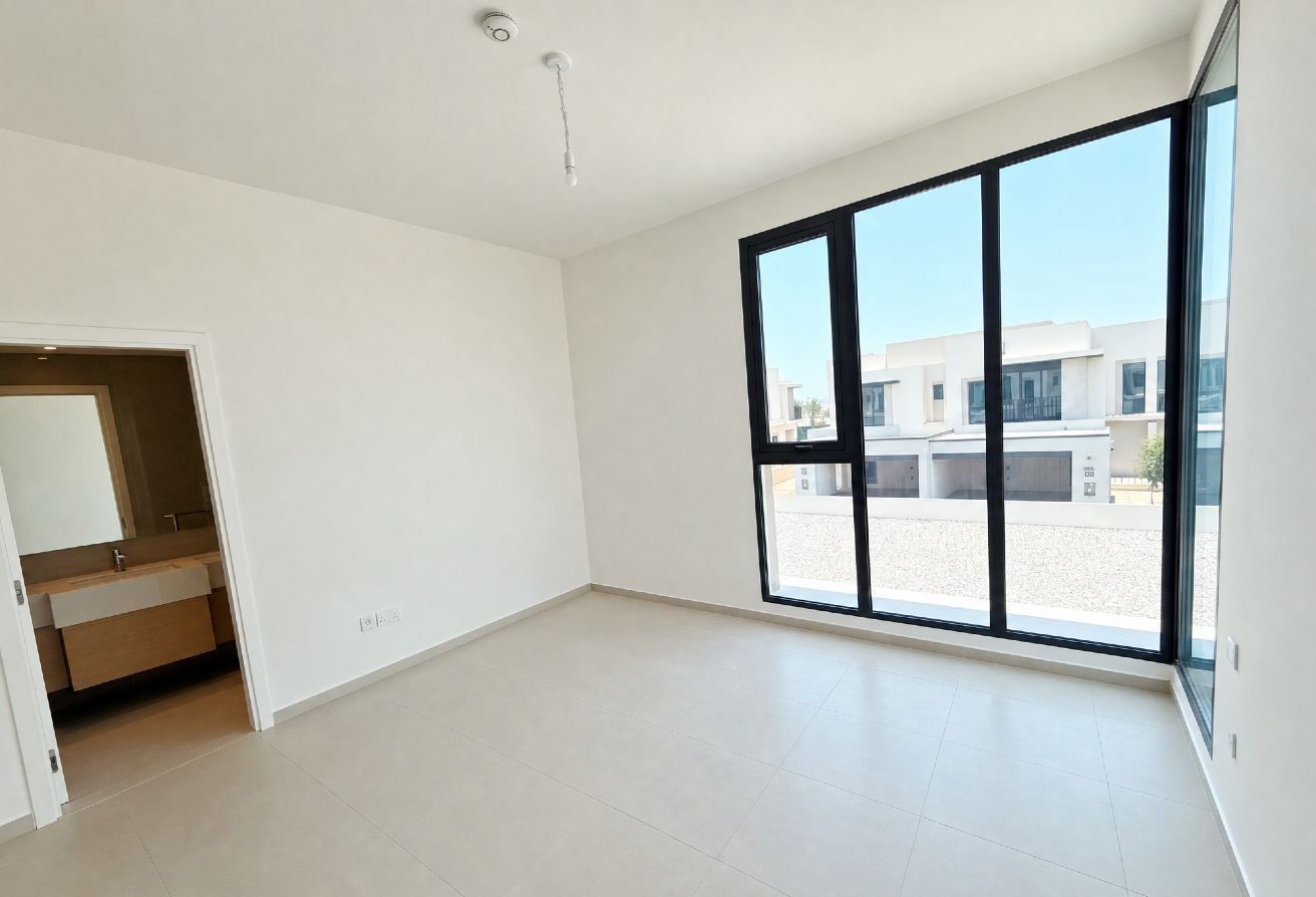 4 bedroom townhouse in Jebel Ali Village Townhouses, Jebel Ali: 14