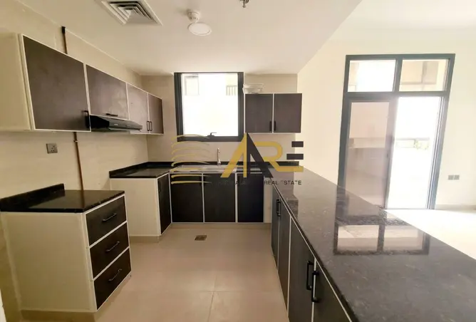 162800592 - Property Image 3