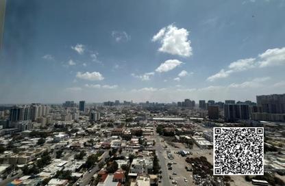 Apartment - 2 Bedrooms - 2 Bathrooms for rent in Corniche Tower - Ajman Corniche Road - Ajman