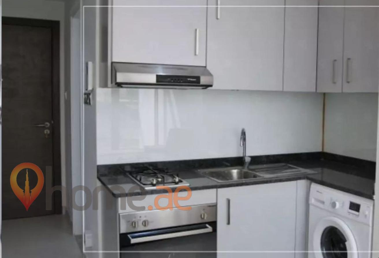 Furnished | Studio | Pool & Gym Access photo 5