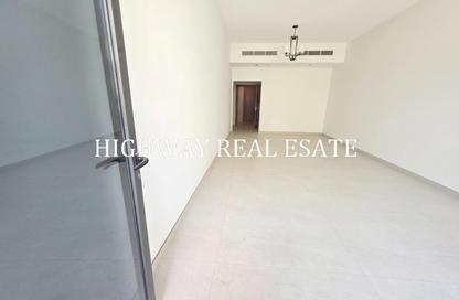 Apartment - 2 Bedrooms - 3 Bathrooms for rent in Muwaileh 29 Building - Muwaileh - Sharjah