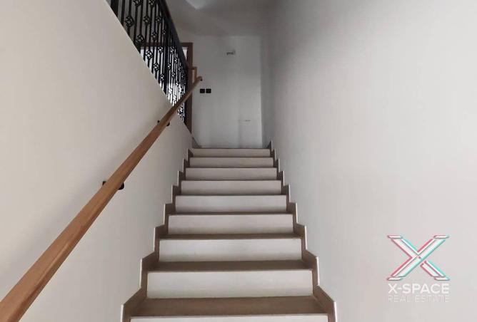82805677 - Property Image 3
