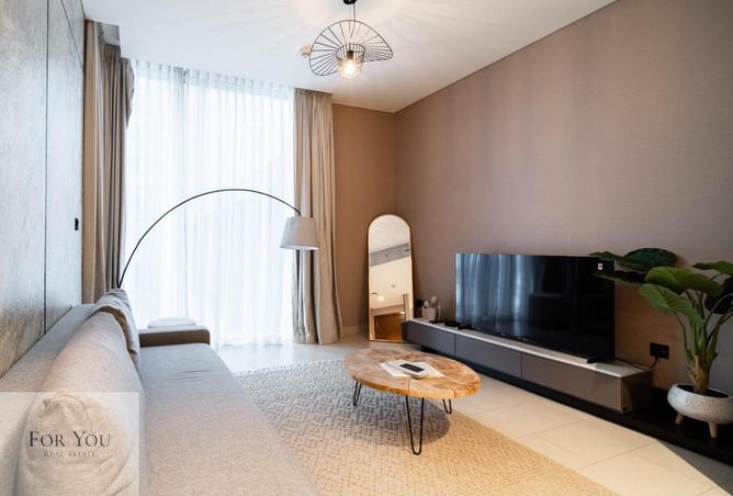 طابق عالي | دفعة مرنة | حتى 12 شيك