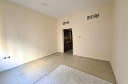 Apartment - Studio - 1 for rent in Fire Station Road - Muwaileh - Sharjah