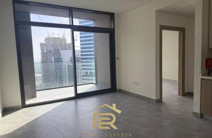 Apartment - 1 Bedroom - 1 Bathroom for rent in Peninsula Two - Peninsula - Business Bay - Dubai