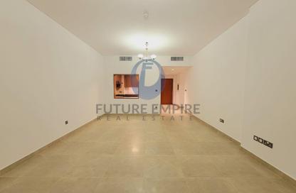 Apartment - 2 - 4 for rent in Airport Road Area - Al Garhoud - Dubai