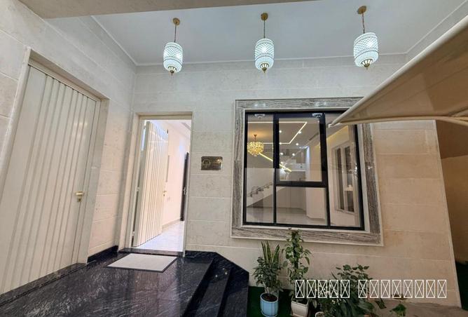 74234401 - Property Image 2