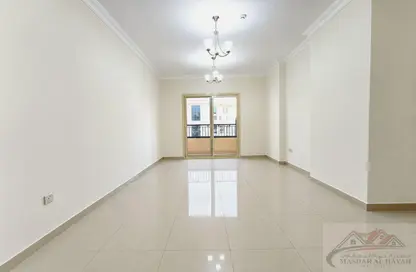 Apartment - 2 Bedrooms - 3 Bathrooms for rent in Muwaileh 29 Building - Muwaileh - Sharjah