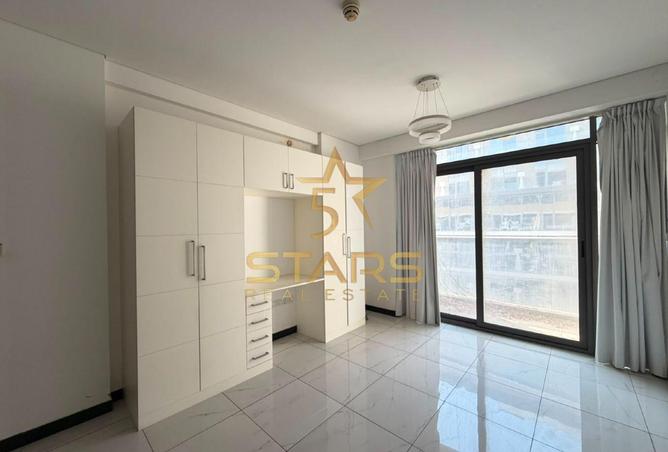 110075113 - Property Image 3
