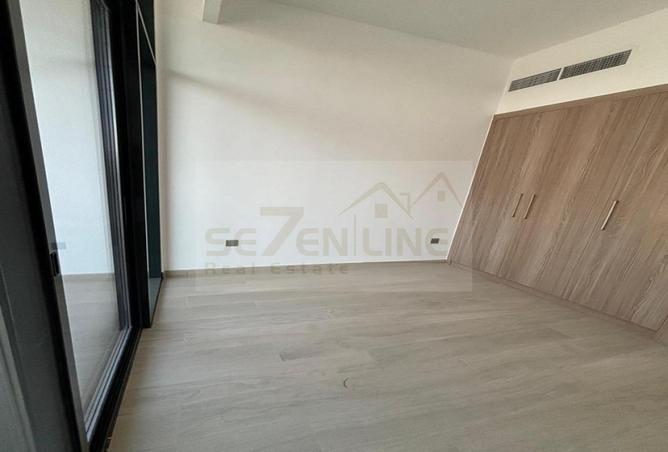 144611800 - Property Image 3