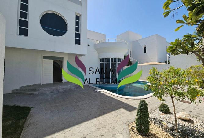 92244396 - Property Image 2