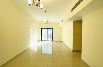 شقة - 2 غرف نوم - 3 حمامات للايجار في ند الحمر أفنيوز - ند الحمر - دبي