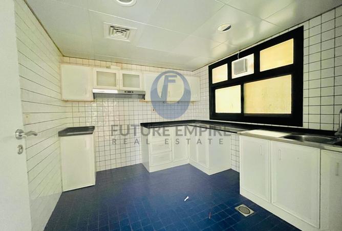 75403661 - Property Image 2