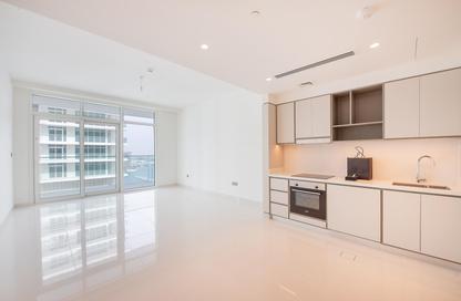 Apartment - 2 Bedrooms - 2 Bathrooms for rent in Sunrise Bay Tower 1 - Sunrise Bay - Emaar Beachfront - Dubai Harbour - Dubai