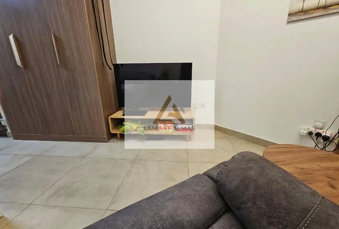 87043536 - Property Image 2