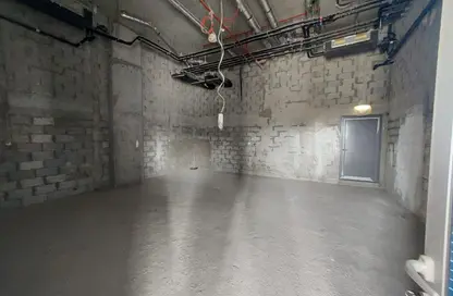 Retail - Studio for rent in Al Mina - Dubai