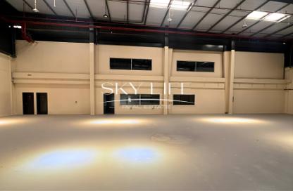 Warehouse - Studio for rent in Dubai Investment Park 1 (DIP 1) - Dubai Investment Park (DIP) - Dubai