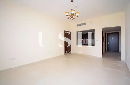 شقة - غرفة نوم - 2 حمامات للبيع في غلوبال غولف ريزيدنس 2 - مدينة دبي الرياضية - دبي