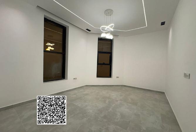 121991278 - Property Image 2