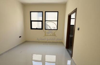 Apartment - 1 - 2 for rent in Al Jurf 3 - Al Jurf - Ajman