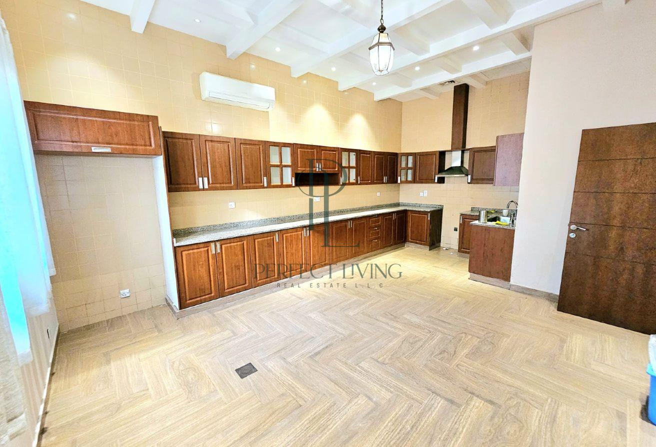 Spacious Villa| Large Garden|Premium Family Living photo 7