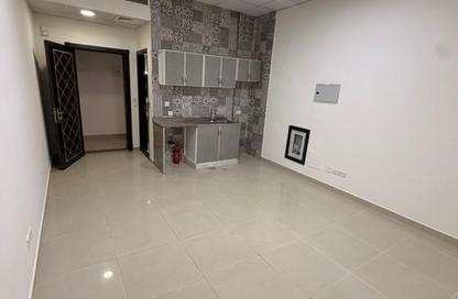 Apartment - 1 Bedroom - 2 Bathrooms for rent in Al Nabaa Building - Al Naba'ah - Al Sharq - Sharjah Apartment - 1 Bedroom - 2 Bathrooms for rent in Al Nabaa Building - Al Naba'ah - Al Sharq - Sharjah