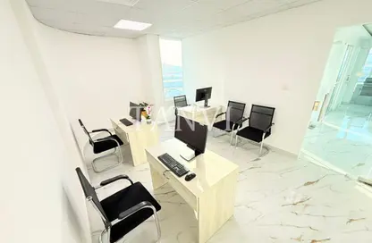 مكتب - غرفة نوم - 1 حمام للايجار في فاطمه محمد احمد بن سليمان - الرفاعة - بر دبي - دبي