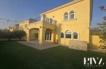 Villa - 3 Bedrooms - 3 Bathrooms for rent in Jumeirah Park - Dubai