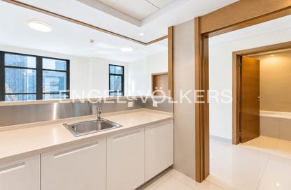 Apartment - 1 - 1 for rent in Claren Tower 1 - Claren Towers - Downtown Dubai - Dubai