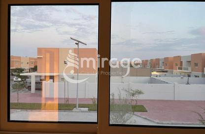 Townhouse - 3 - 3 for rent in Manazel Al Reef 2 - Al Samha - Abu Dhabi