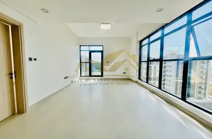Apartment - 1 Bedroom - 2 Bathrooms for rent in Karimian 3 - Jumeirah Garden City - Al Satwa - Dubai