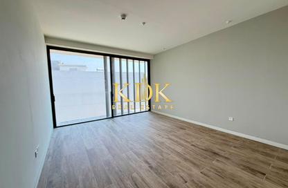 Villa - 4 - 5 for rent in Nad Al Sheba Gardens 2 - Nad Al Sheba Gardens - Nad Al Sheba 1 - Nad Al Sheba - Dubai