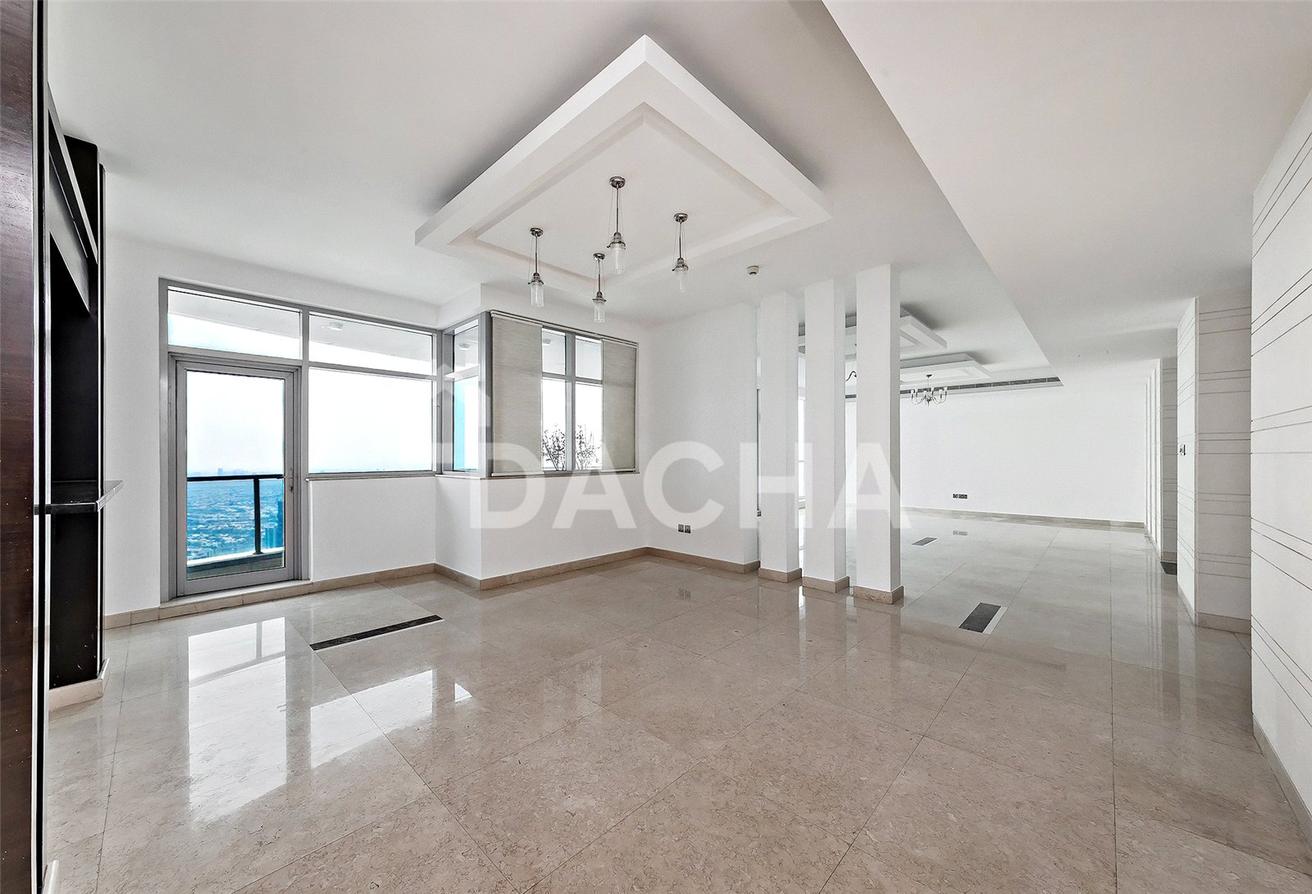 LUXURIOUS | VACANT | UNFURNISHED photo 7