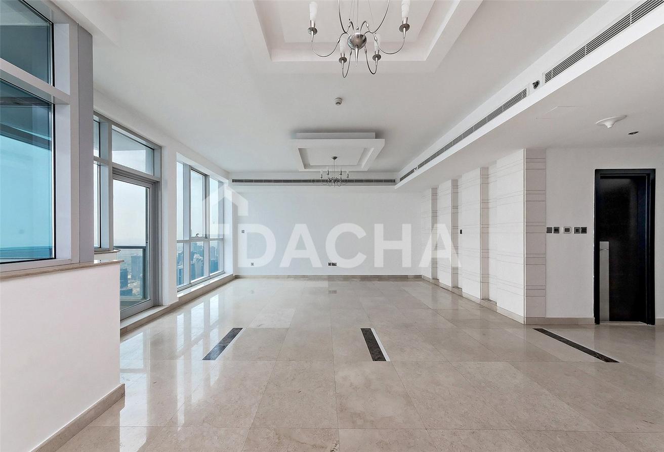 LUXURIOUS | VACANT | UNFURNISHED photo 5