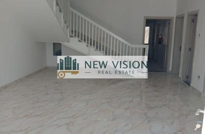 Villa - Studio - 5 for rent in Al Sabkha - Al Riqqa - Sharjah