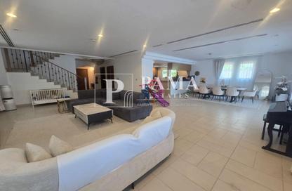 Villa - 5 - 5 for rent in District 3 - Jumeirah Park - Dubai