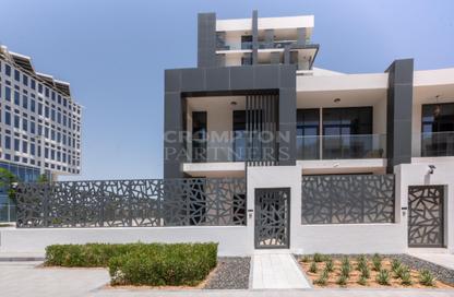 Townhouse - 3 Bedrooms - 3 Bathrooms for sale in The Gate - Masdar City - Abu Dhabi