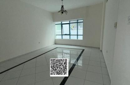 Apartment - 2 Bedrooms - 2 Bathrooms for rent in Al Khan Corniche - Al Khan - Sharjah