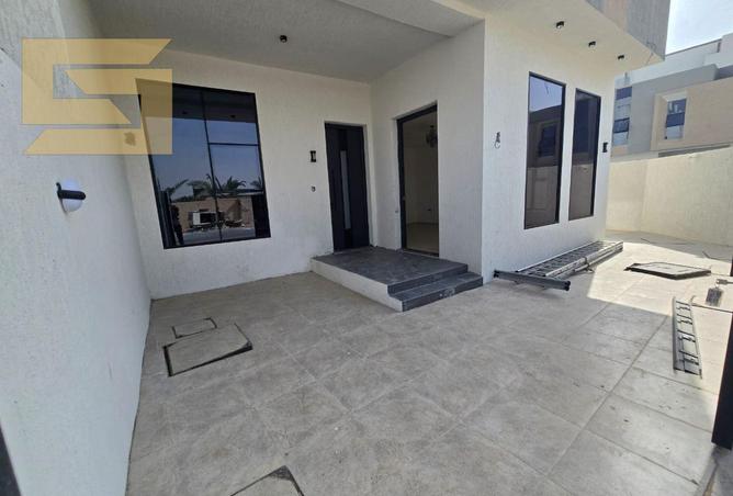 124268154 - Property Image 3