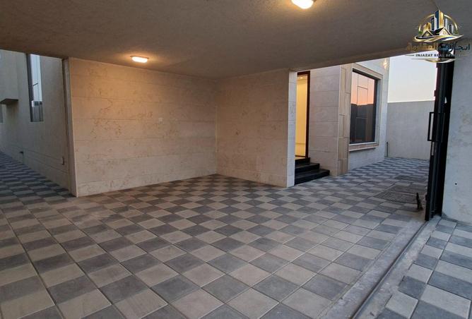 130675102 - Property Image 2