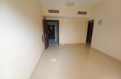 Apartment - 3 - 3 for rent in Fire Station Road - Muwaileh - Sharjah