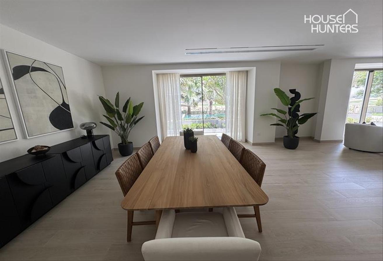 Fully Upgraded | Luxurious 5-Bed | Golf Course photo 13