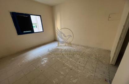 Apartment - Studio - 1 for rent in Al Qulaya'ah - Al Sharq - Sharjah Apartment - Studio - 1 for rent in Al Qulaya'ah - Al Sharq - Sharjah