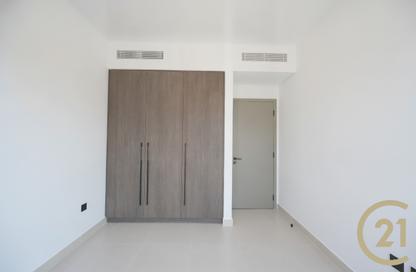 Townhouse - 4 - 5 for rent in Aura Gardens - Tilal Al Ghaf - Dubai
