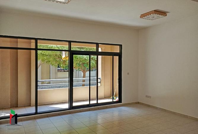 Pool and Garden view| Very Spacious| Chiller free photo 3